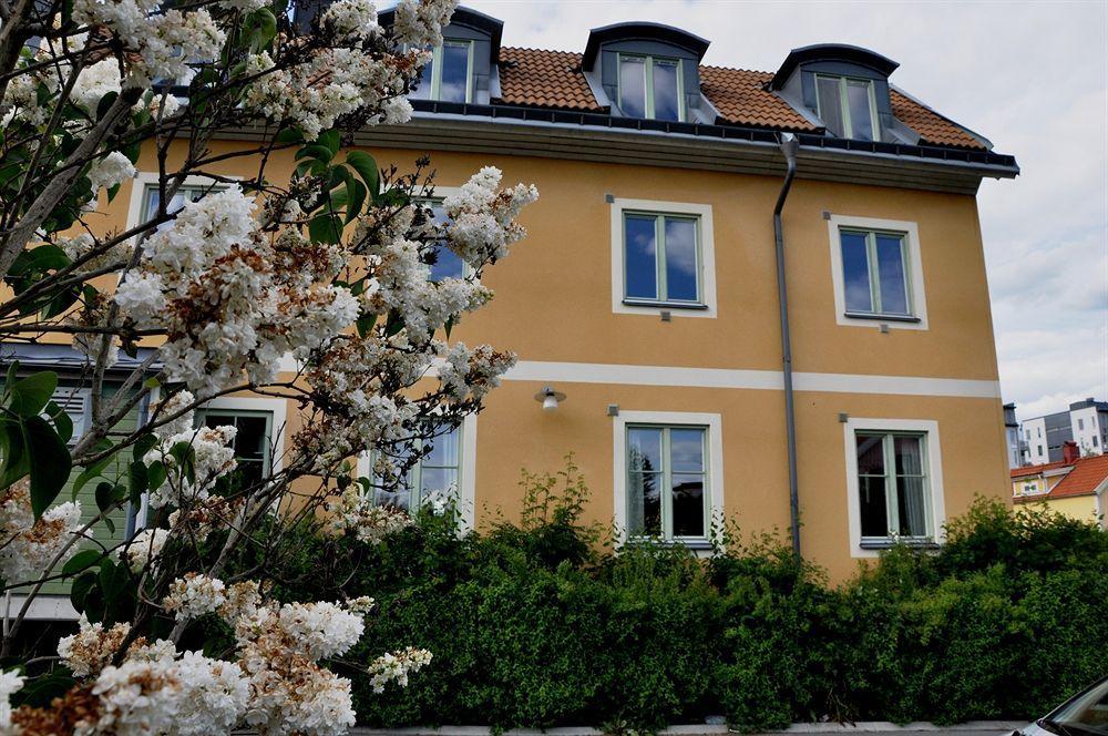 Maude'S Hotel Enskede Stockholm Buitenkant foto