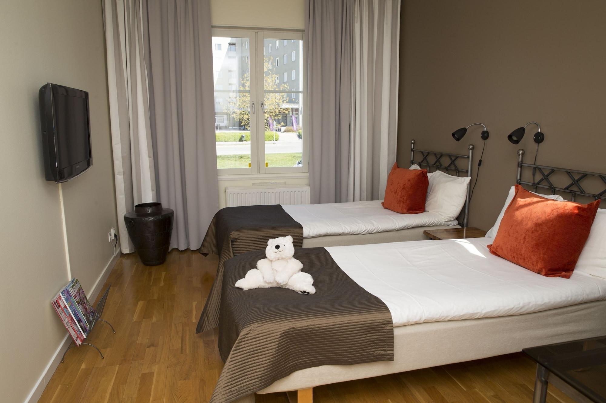 Maude'S Hotel Enskede Stockholm Buitenkant foto