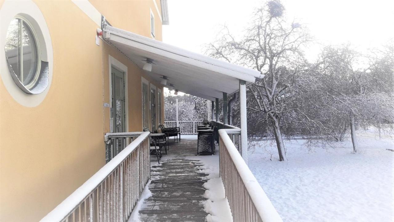 Maude'S Hotel Enskede Stockholm Buitenkant foto